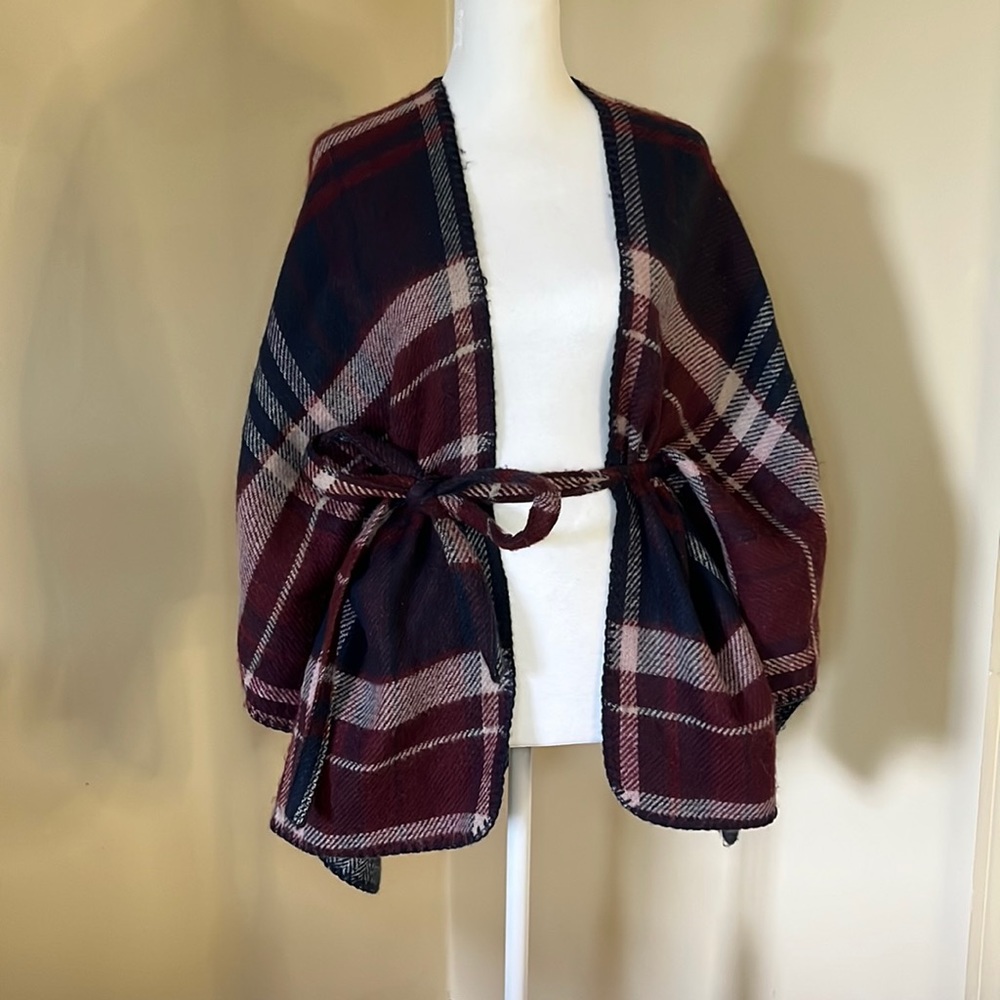 Plaid belted cape